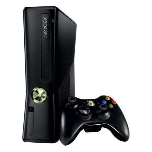 Xbox 360 Slim 4 GB + ajándék játék